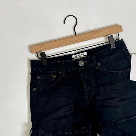 NWT!! ONE x ONE TEASPOON Black Van Juliettes Denim Cut Off Shorts Size 27 - Picture 4 of 16
